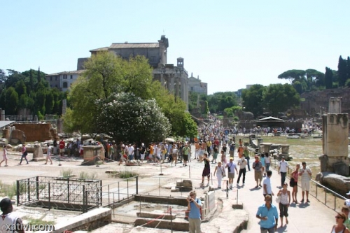 Kliko për të parë imezhin me permasa të plota